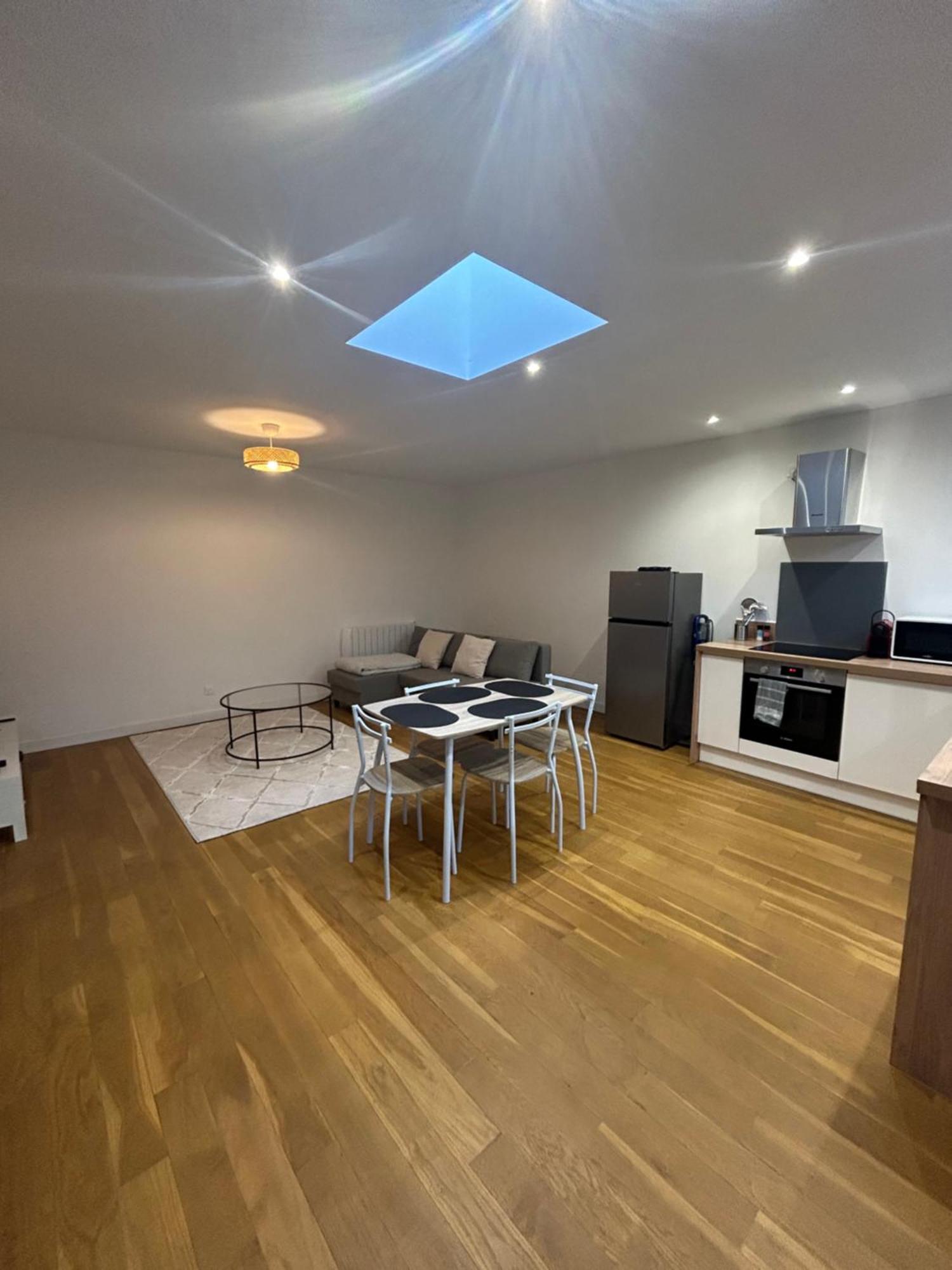 Le Rive Droite Proche Gare Parking Facile Apartment Montauban Exterior photo